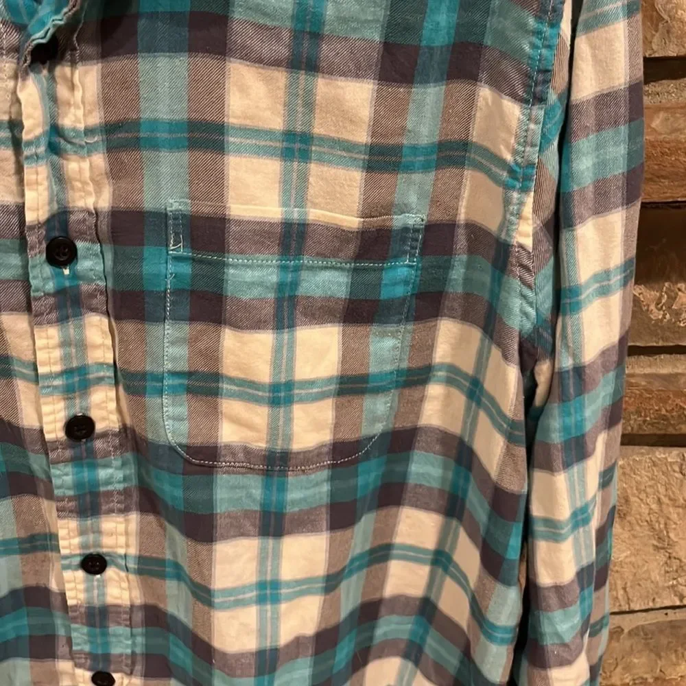 American Eagle Outfitters Seriously Soft Blue and Grey Plaid Cotton Flannel